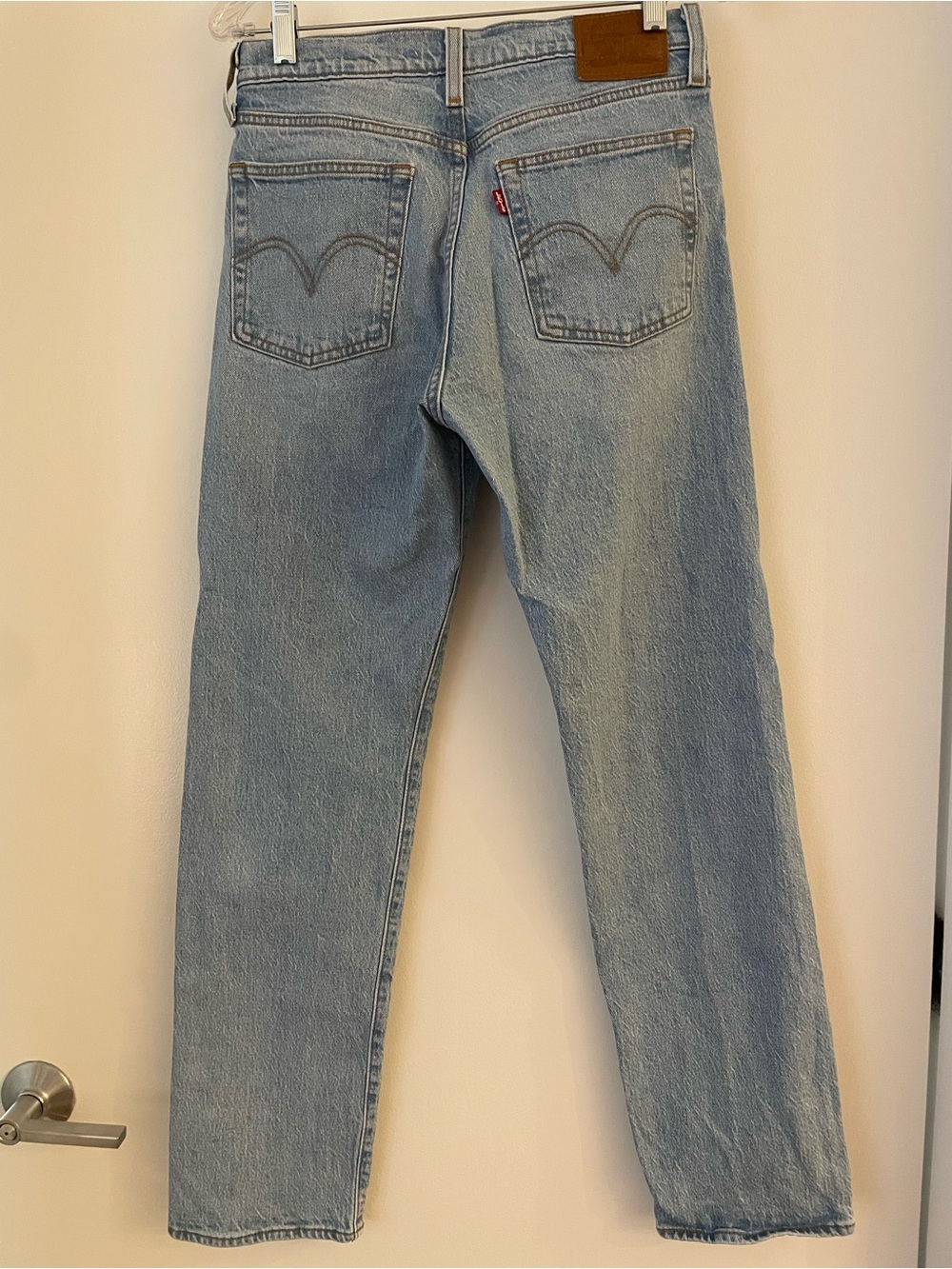 Levi's Men's Straight Jeans in Light Wash Blue